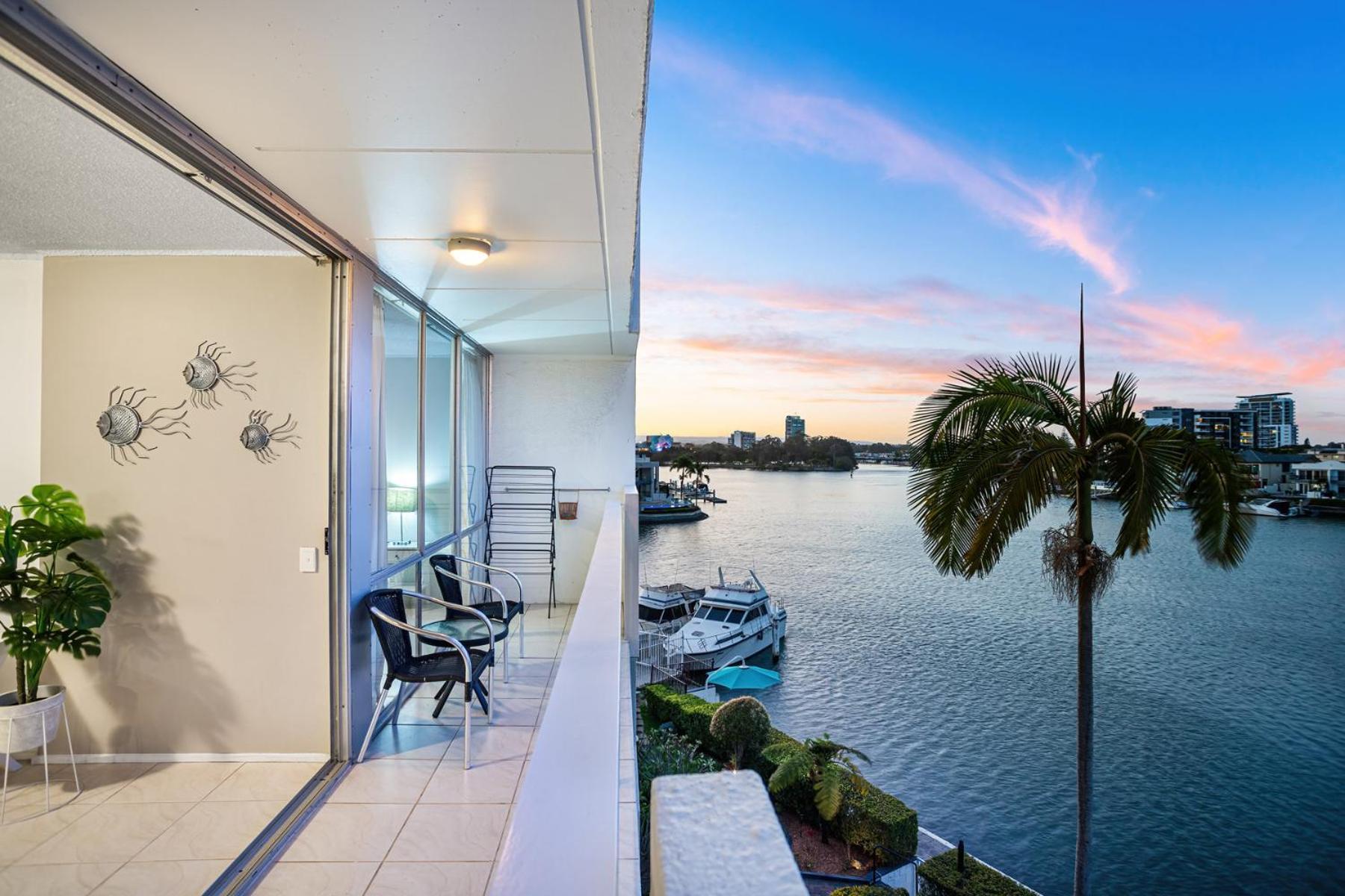 Amazing Water Views Surfers Paradise Голд-Кост Экстерьер фото